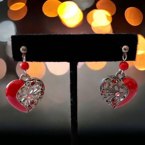 Red Enameled Heart Dangle Earrings‎ Romantic Bohemian Pierced Valentines PATINA. - Picture 14 of 14